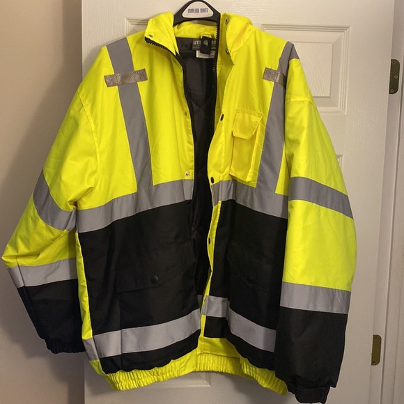 Utility Pro Polyester Men’s Safety Jacket Size 2XLT - Picture 2 of 4